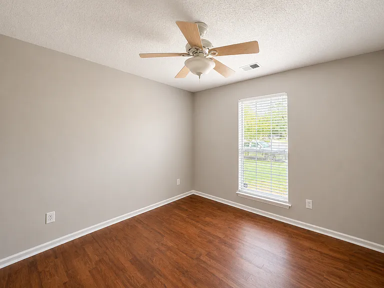 13505 Bolingbrook Ln — Photo 15