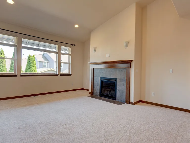 1640 SW Downfield Way — Photo 10