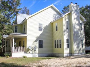 116 Sacagawea Trl, Apalachicola, FL 32320