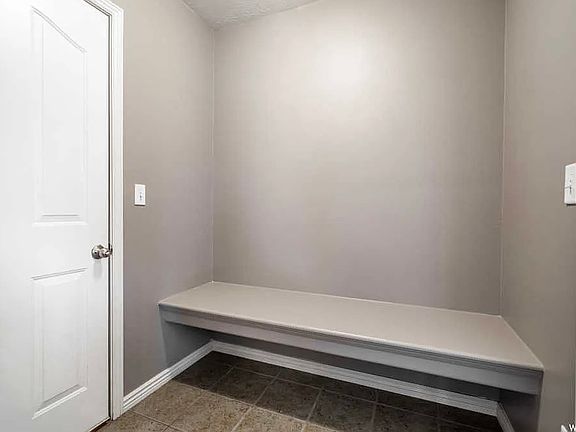 2nd image of 1706 W Renaissance Way