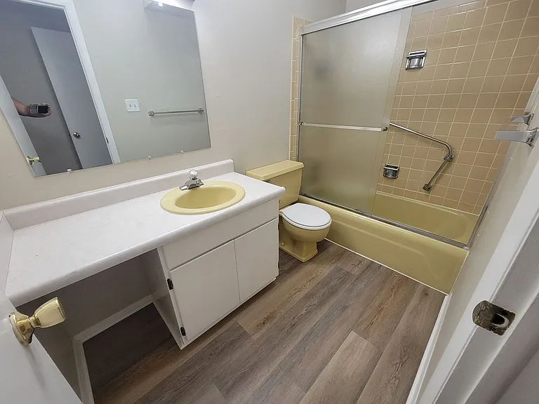 500 Manhattan Dr #D1 — Photo 18