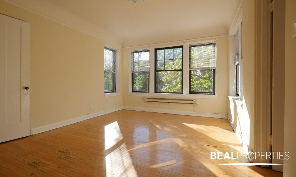 1st image of 4407 N Wolcott Ave #A1