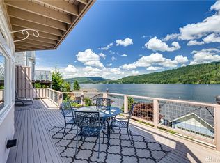 44 N Point Dr, Bellingham, WA 98229