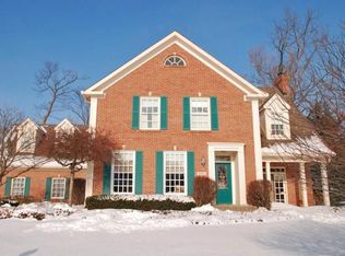 6752 Sun River Dr, Fishers, IN 46038