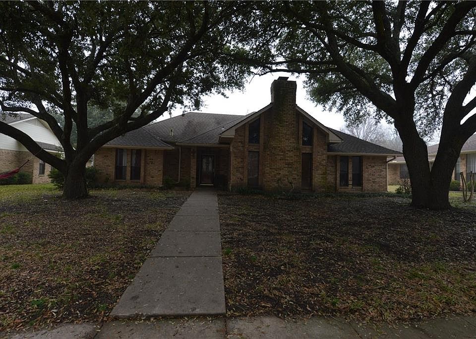 1st image of 2004 W Princeton Dr