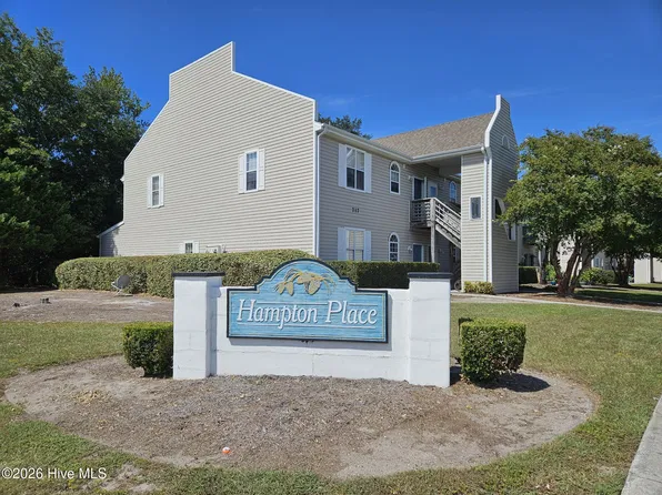 735 Bragg Drive Unit B, Wilmington, NC 28412