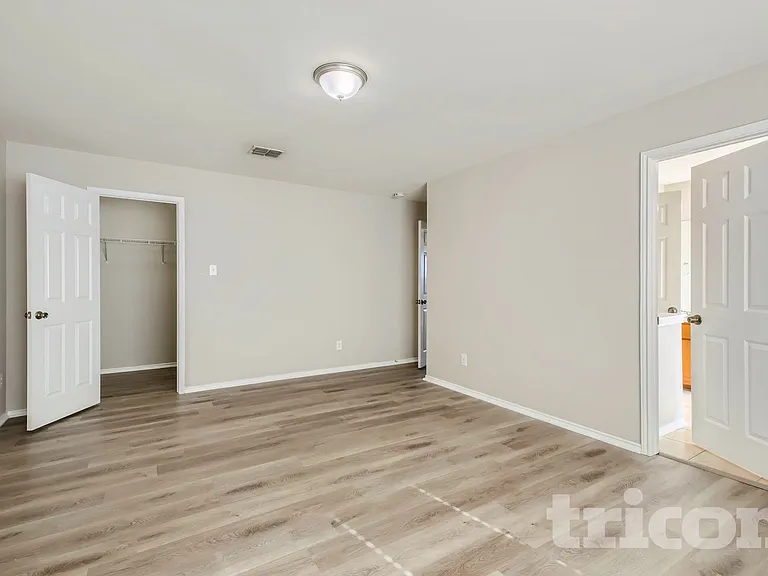 10802 Arabian Sands — Photo 9