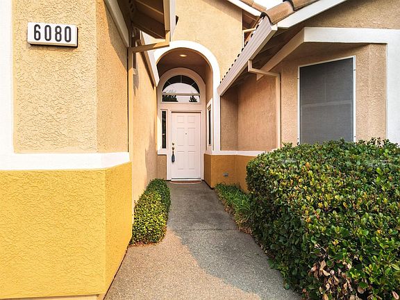 3rd image of 6080 Buckskin Ln