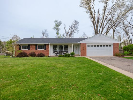 7829 Julie Dr, Portage, MI 49024