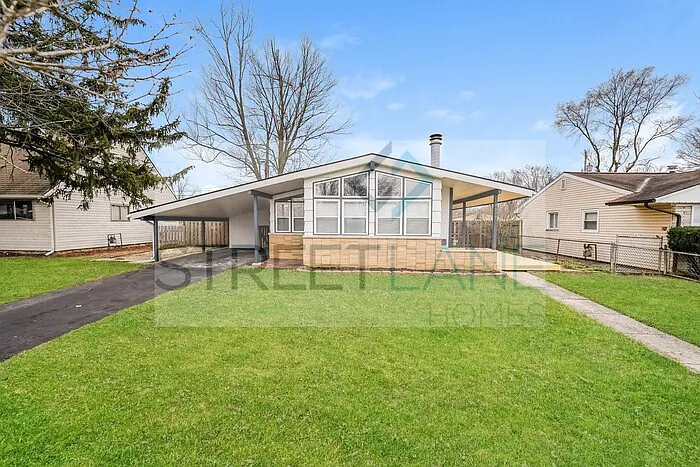 4977 Beatrice Dr photo 1