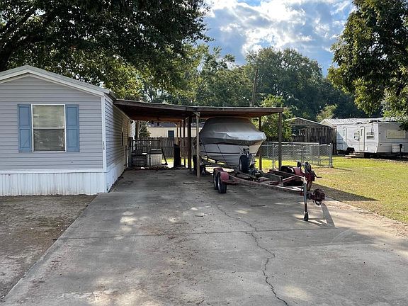 2nd image of 218 Loranger Dr