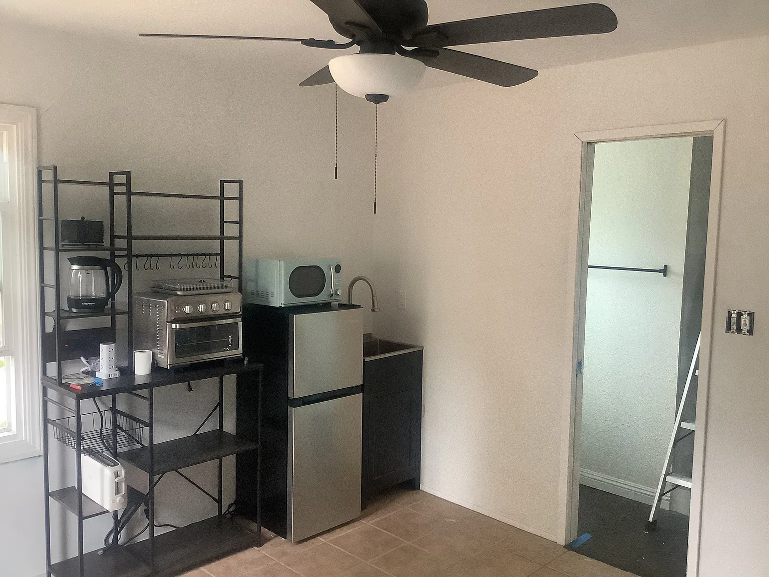 Studio, $1,500 — Photo 2