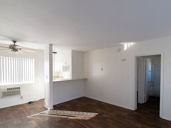 5th image of 8123 Sepulveda Blvd #306