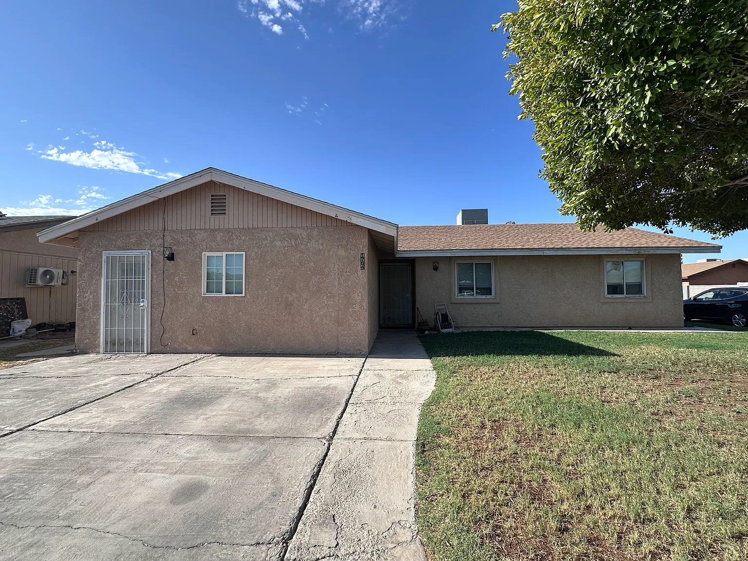 4 bed, 1665 sqft, $1,800 — Photo 1