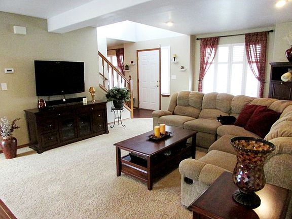 4th image of 7807 195th Avenue Ct E