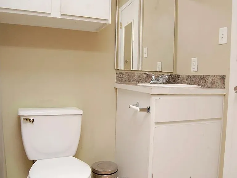 703 Gaytha Cir #13 — Photo 6