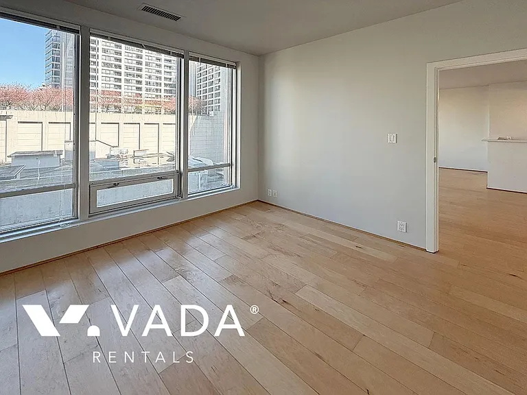 989 Nelson St #510 — Photo 7