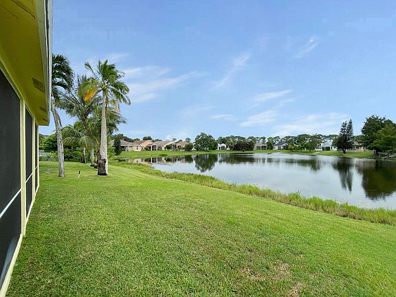 5th image of 108 Meadowlands Drive