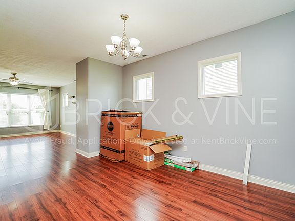 5th image of 311 Griffiths Harbor Dr