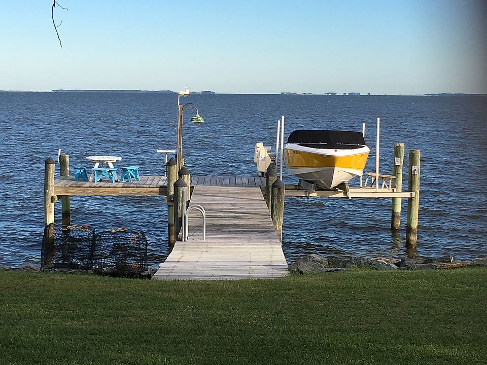 2nd image of 24386 Hideaway Ln
