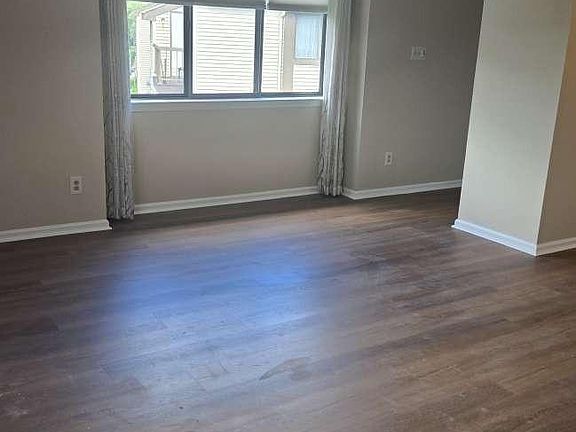 2nd image of 504 Britton Pl