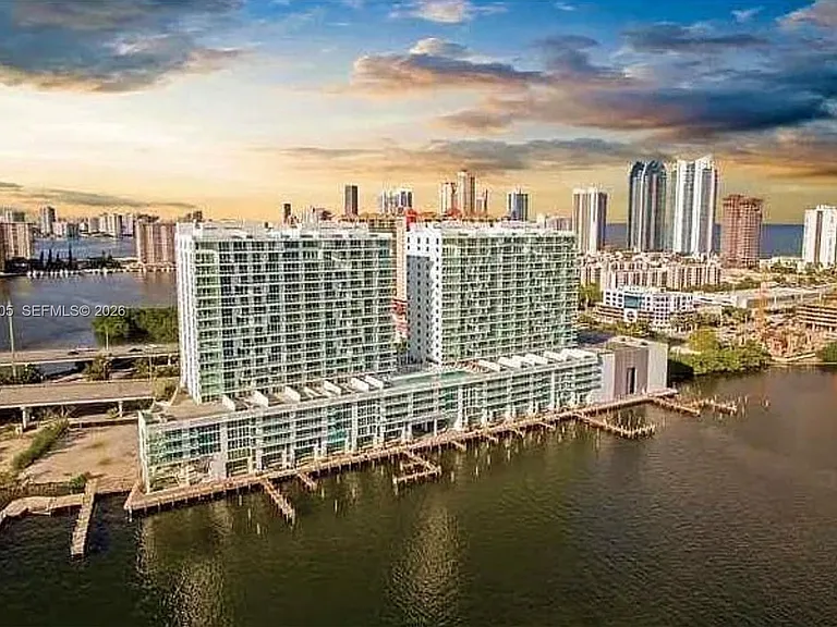 400 Sunny Isles Blvd #1404 — Photo 1