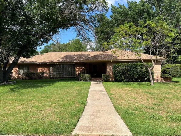 4109 Angus Dr, Fort Worth, TX 76116