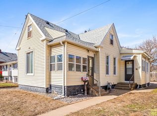 611 Broadway St NE, Minneapolis, MN 55413