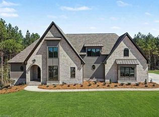 7685 Manderley Dr, Oak Ridge, NC 27310