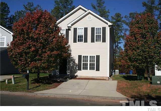 1st image of 2827 Bombay Dr