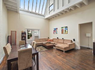 16 W 10th St APT 4F, New York, NY 10011