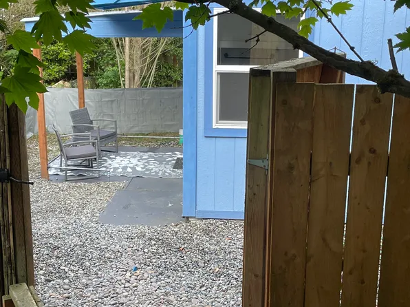 (undisclosed Address), Seattle, WA 98155