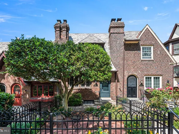3453 W Queen Ln, Philadelphia, PA 19129