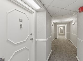 2479 Peachtree Rd NE APT 503, Atlanta, GA 30305