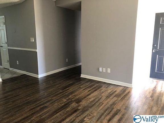 4th image of 176 Sandy Hollow Dr NW