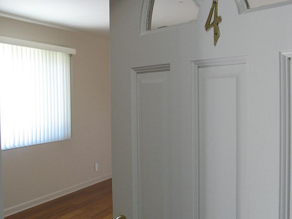 2nd image of 221 Jessie Ln APT 4