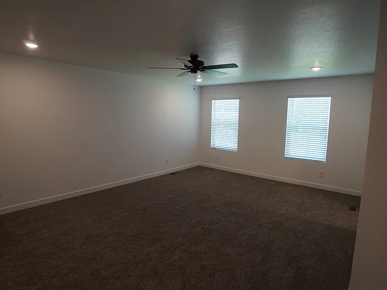 977 S Swoop Dr — Photo 11