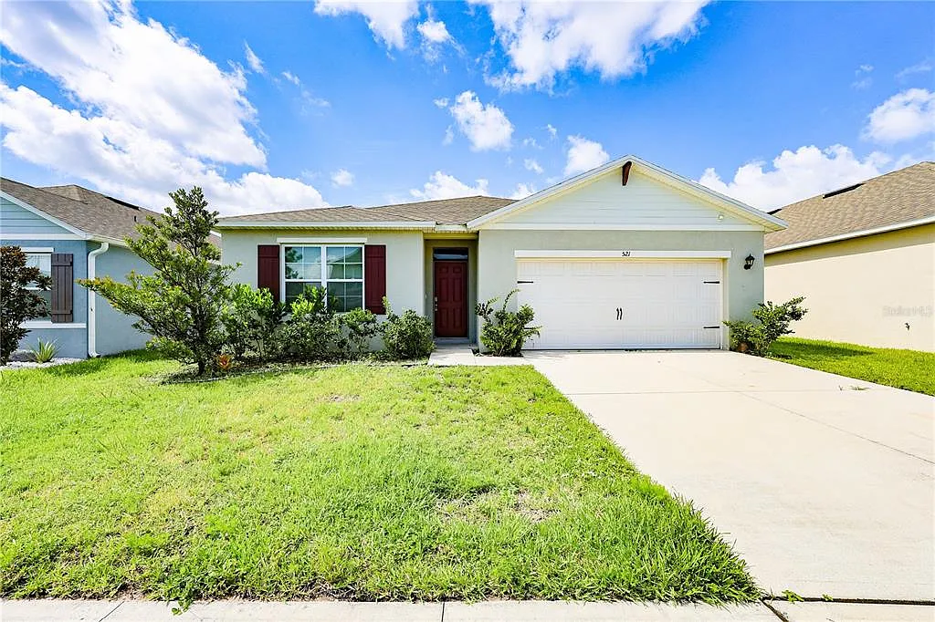 4 bed, 2.0 bath, 1846 sqft, $2,200 — Photo 1