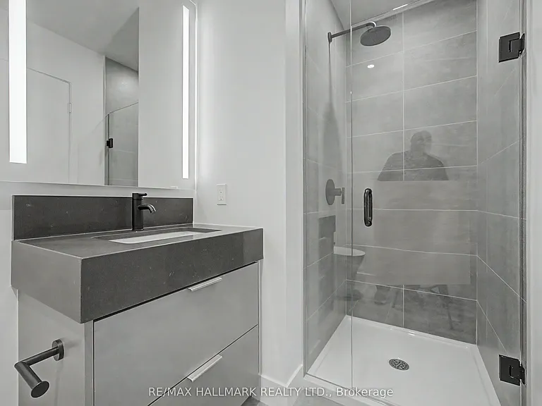 308 Jarvis St #3013 — Photo 8