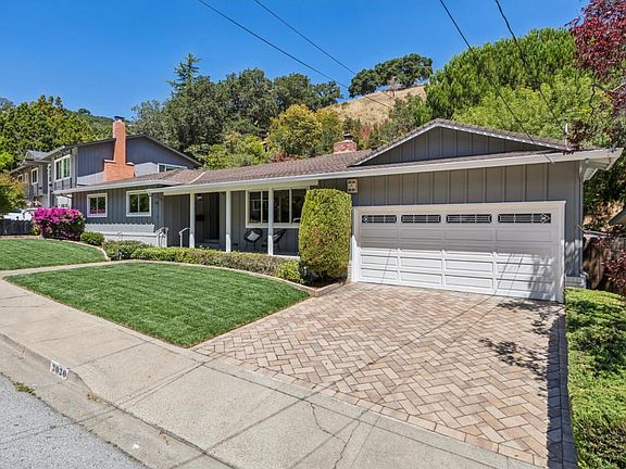 4th image of 3020 Brittan Ave