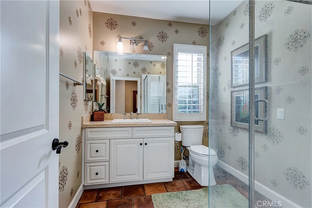 4 bed, 4.0 bath, 3094 sqft, $13,000 — Photo 3