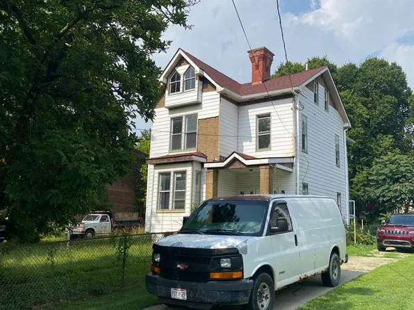 1037 Academy Ave, Cincinnati, OH 45205