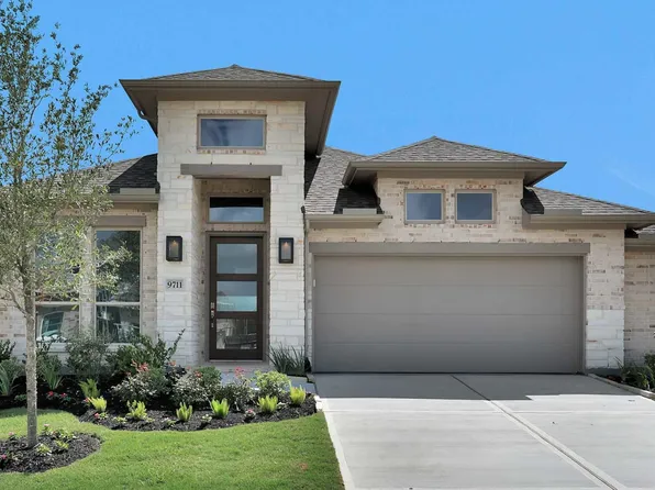 9711 Manor House Ln, Manvel, TX 77578