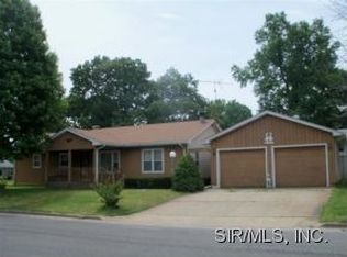 736 Tennyson Ave, Wood River, IL