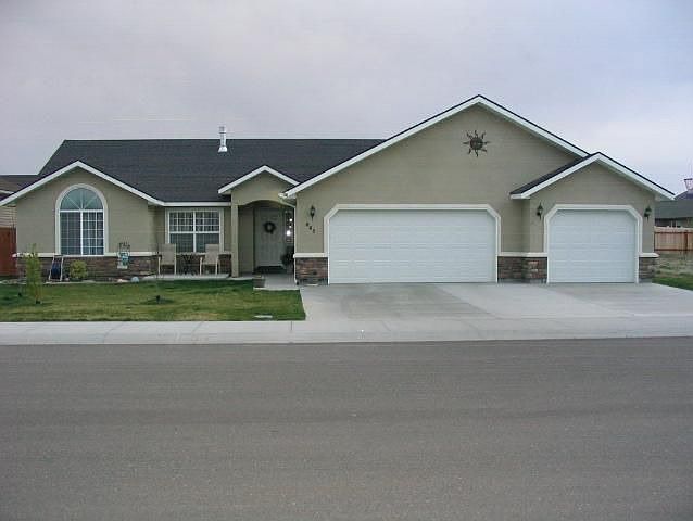 463 Hidden Trail Lane