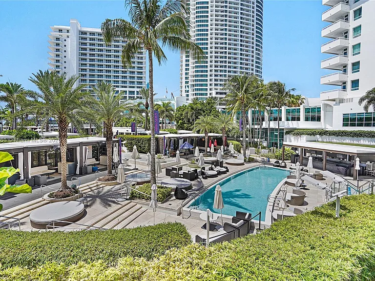 4401 Collins Ave #PH SOUTH — Photo 81