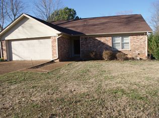 115 Kelly Ave, Rogersville, AL 35652