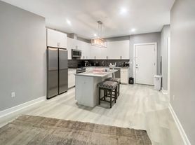 510 Grand Ave