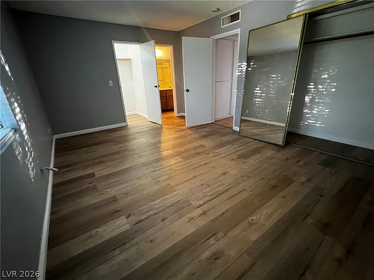 301 Brookside Ln #D — Photo 15