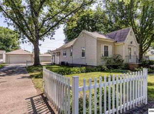 1126 Clinton St, Lincoln, IL